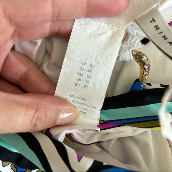 Trina Turk $162 Sz 6 Mandalay Floral Plunge One Piece Swimsuit Guc. - Picture 14 of 16